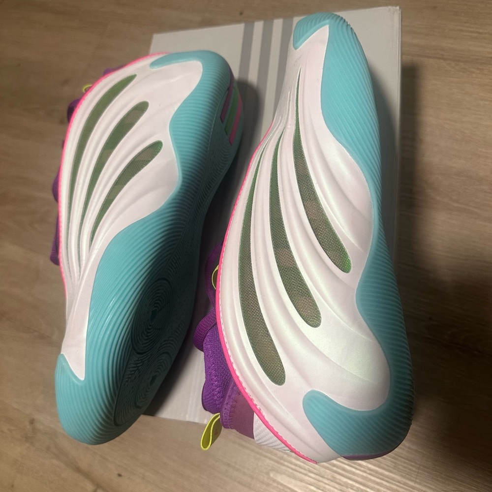 Jalen Williams x Harden Volume 9, white lucid lime pink, size 10